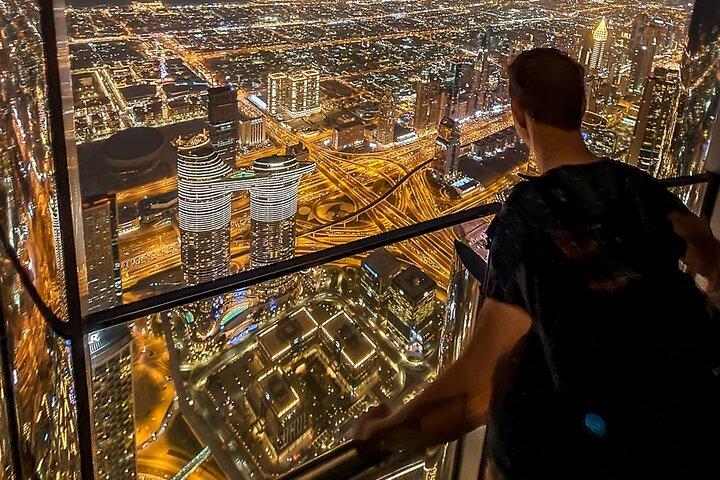 Combo - Burj Khalifa At the Top (Level 124 and 125) + Dubai Aquarium